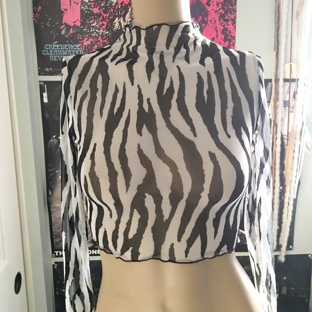 Sheer zebra pattern cropped long sleeve